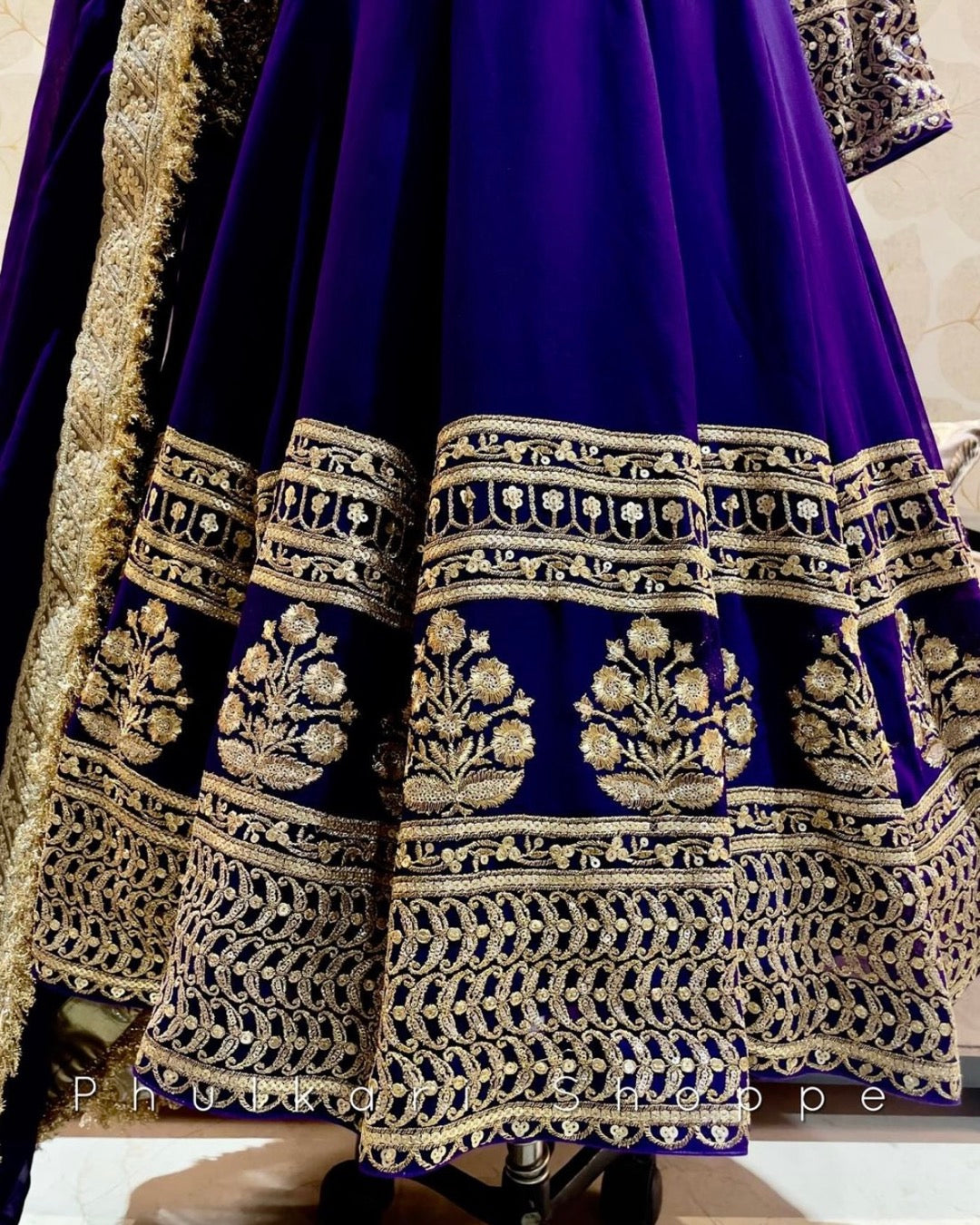 ZEENAT LEHENGA